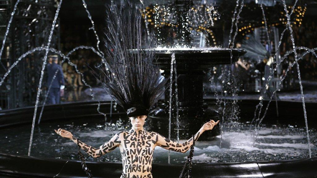 Pret-a-porter: Louis-Vuitton-Schau in Paris