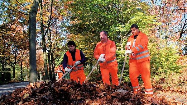 Straßenreinigung gehört zu den erlaubten Diensten