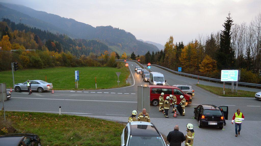 B311: Unfall am Knoten Pongau