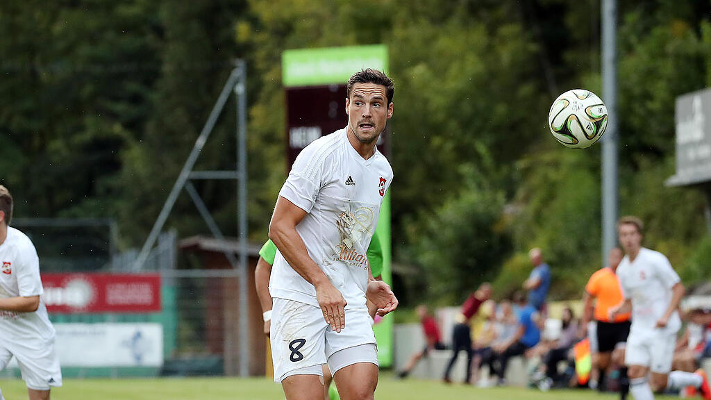 Mit einem Tor pro Spiel zeigt Neuling Sebastian Hertelt in der Salzburger Liga auf.