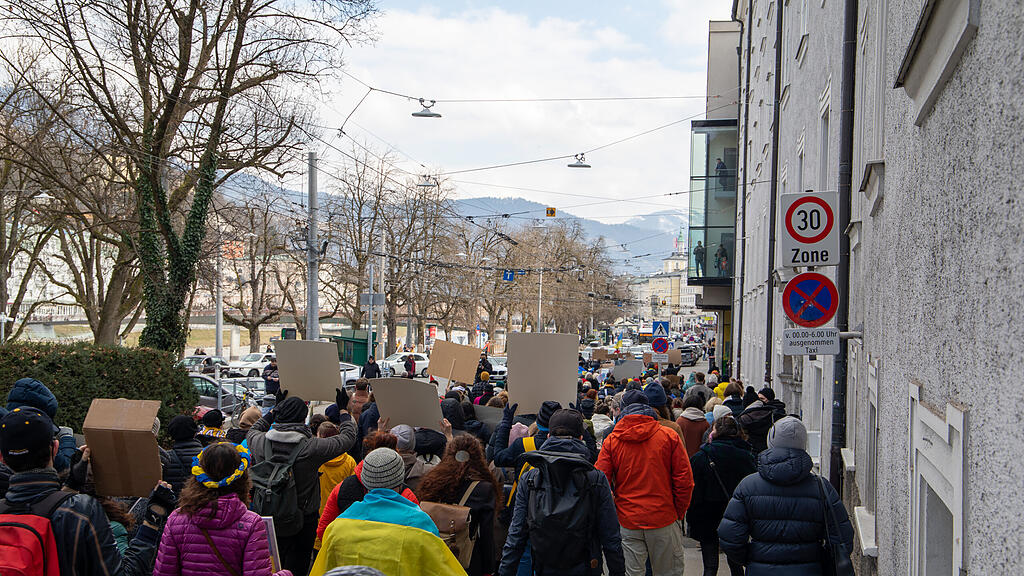 Demo für Ukraine in Salzburg