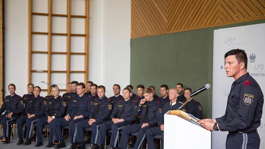 21 neue Polizisten traten in Salzburg ihren Dienst an.