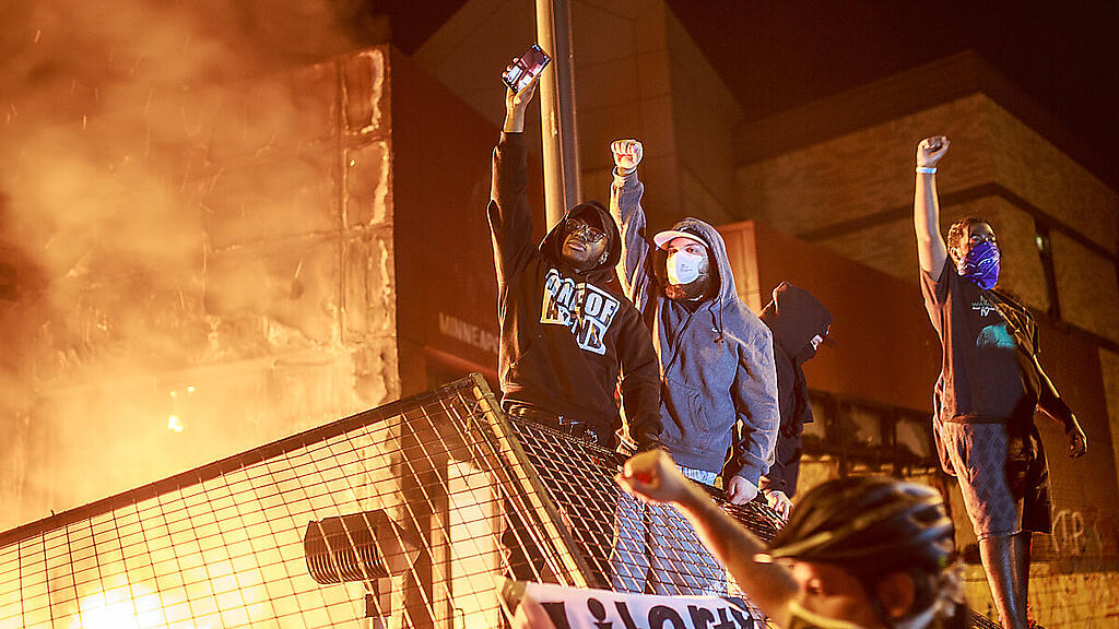 Wütende Proteste in Minneapolis