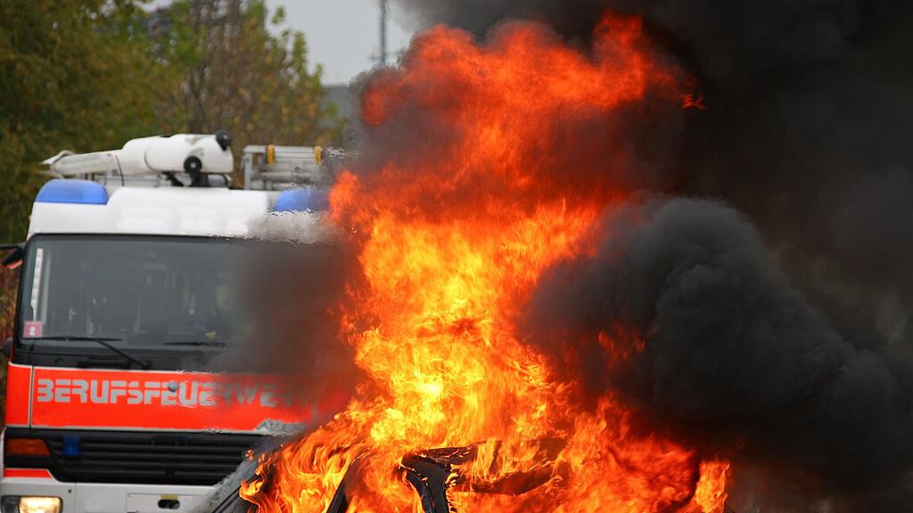 Die Burschen wollten mit dem Feuer ihre Spuren verwischen.