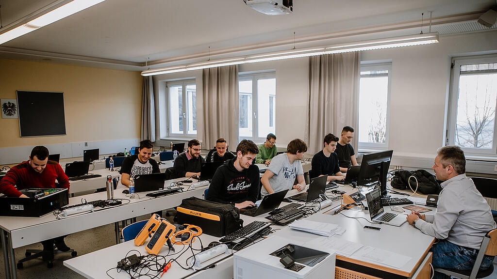 Schüler LBS4