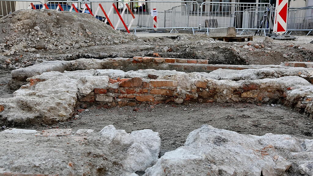 20210425_fmt_Historische_Ausgrabungen_am_Kajetanerplatz__KJ007.JPG