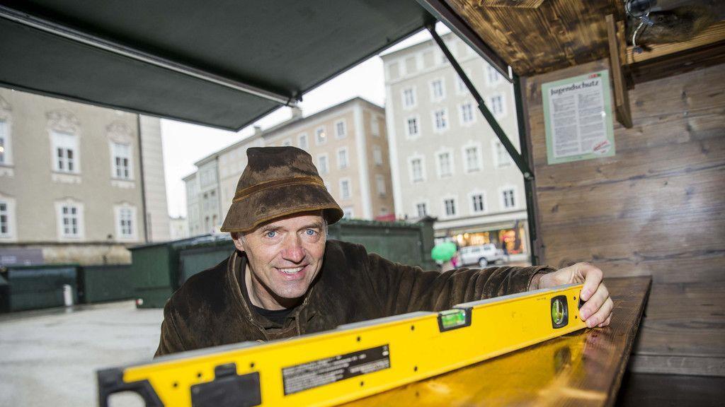 Salzburger Christkindlmarkt 2016: Aufbau gestartet, II
