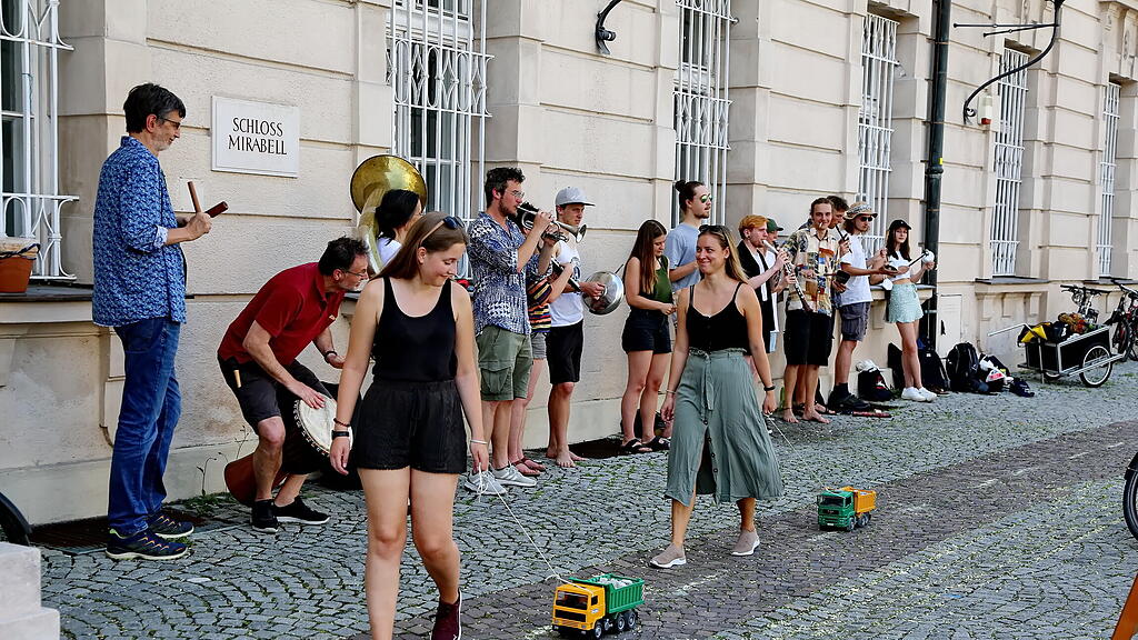 20220520_fmt_Lärm_Aktion_gegen_den_Ausbau_der_Mönchsberggarage_KJ010.JPG