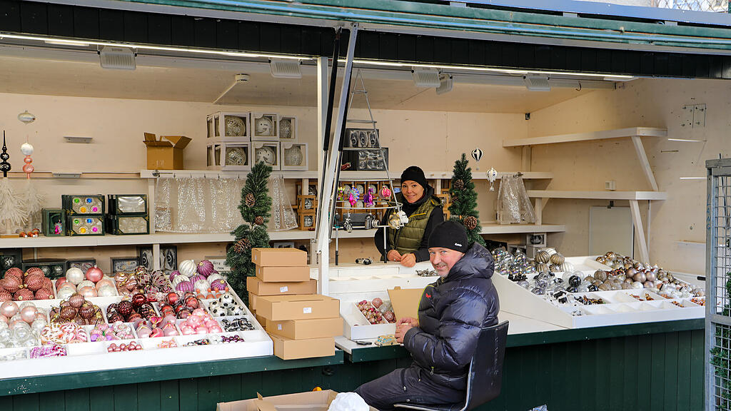 Aufbau Salzburger Christkindlmarkt, 14.11.2024