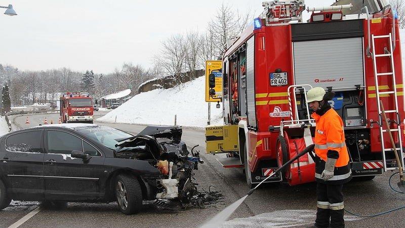 Fünf Verletzte nach Crash auf B20