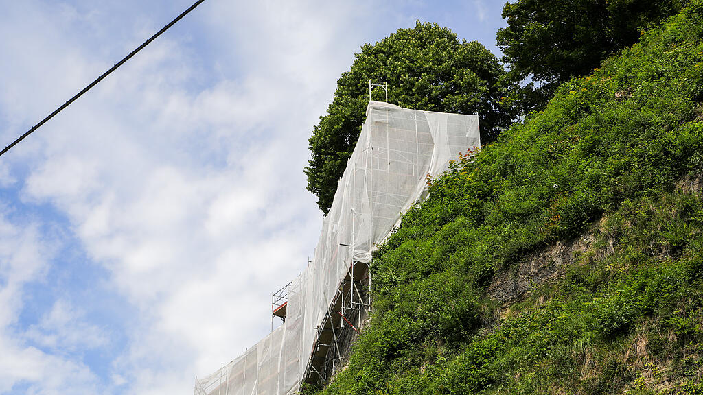 Baustelle an Wehrmauer in Mülln