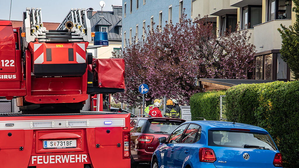 Kellerbrand, Plainstraße, Feuerwehr