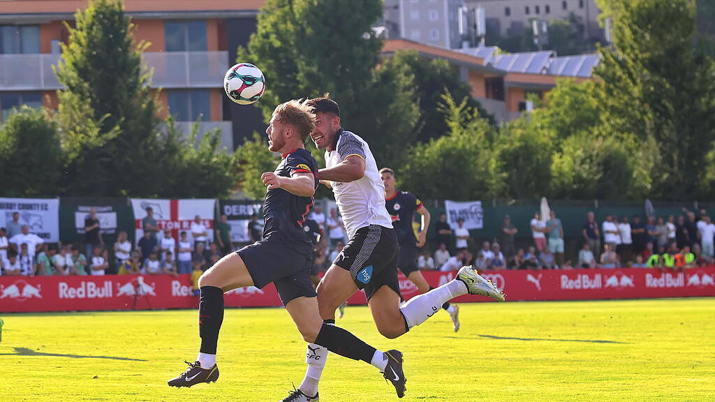 Red Bull Salzburg gegen Derby County