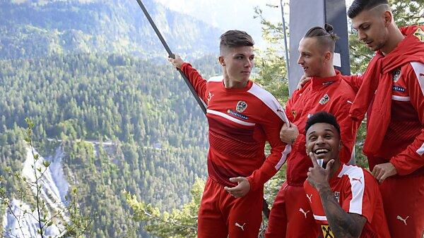 ÖFB-Radtour führte unter anderem zur Rheinschlucht
