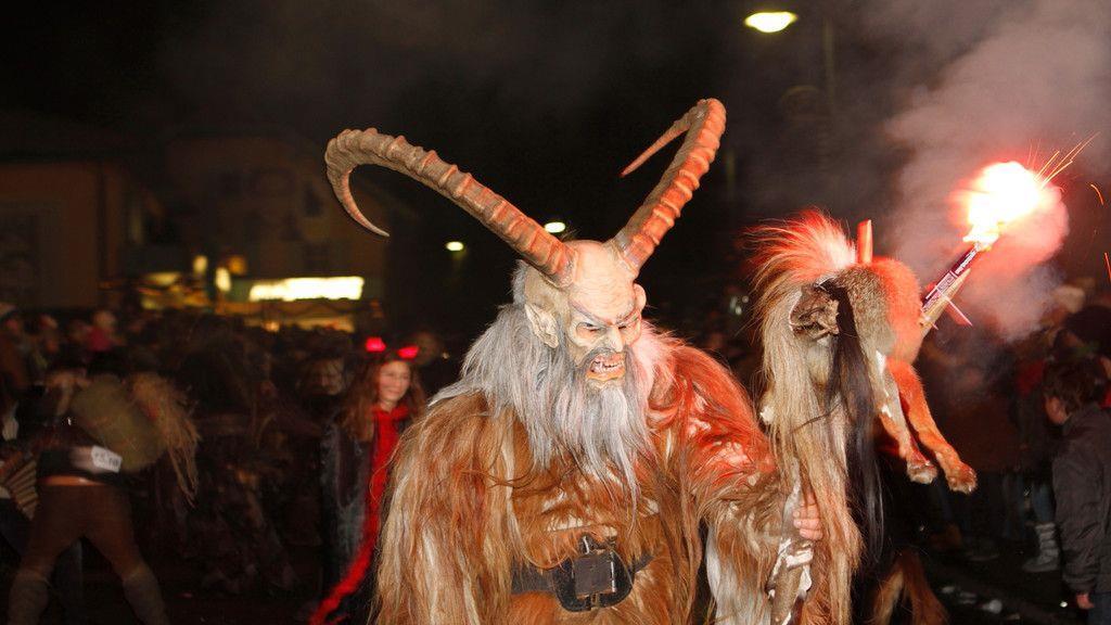 Perchtenlauf in Henndorf