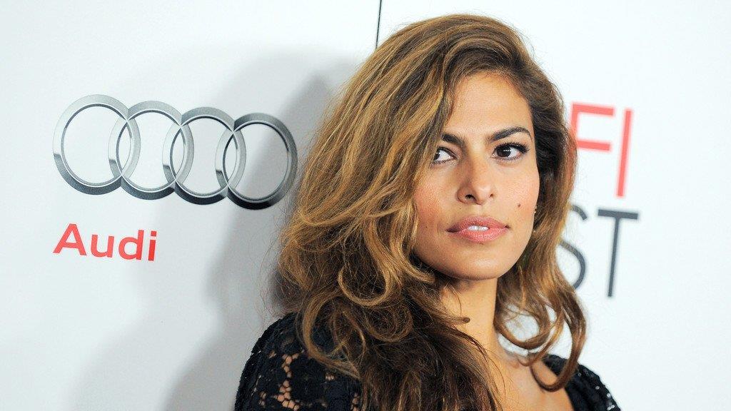 Eva Mendes' Wallemähne