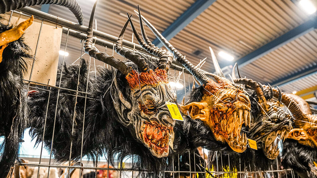 Der Krampus Flohmarkt in Seekirchen