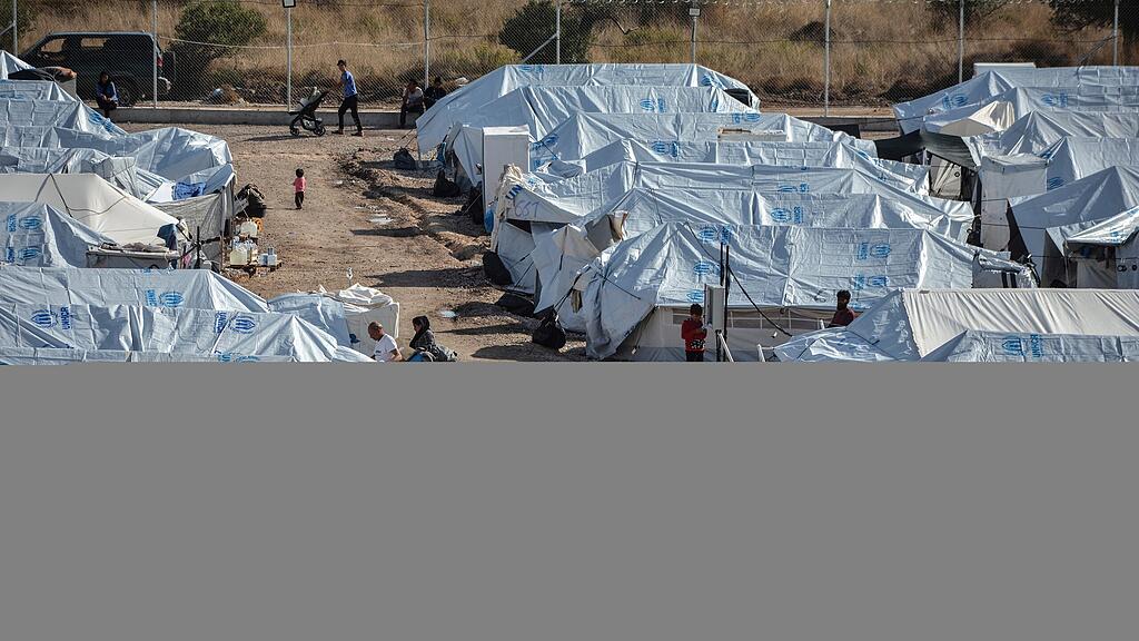symb_Flüchtlingslager symb_lesbos