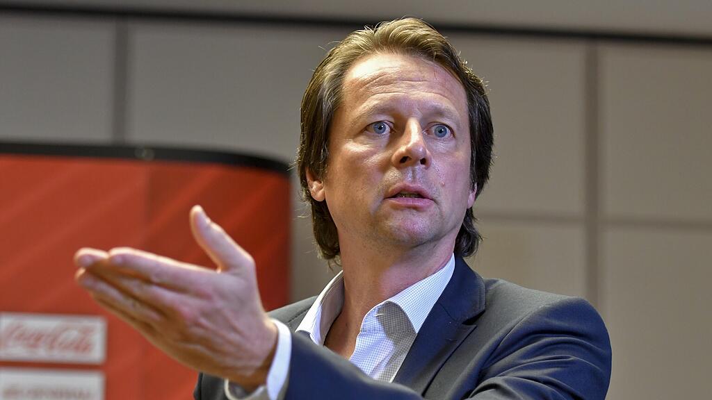 "Die Spielerkarriere wird ab der kommenden Ausbildung definitiv niedriger bewertet”, verspricht Sportdirektor Peter Schöttel.