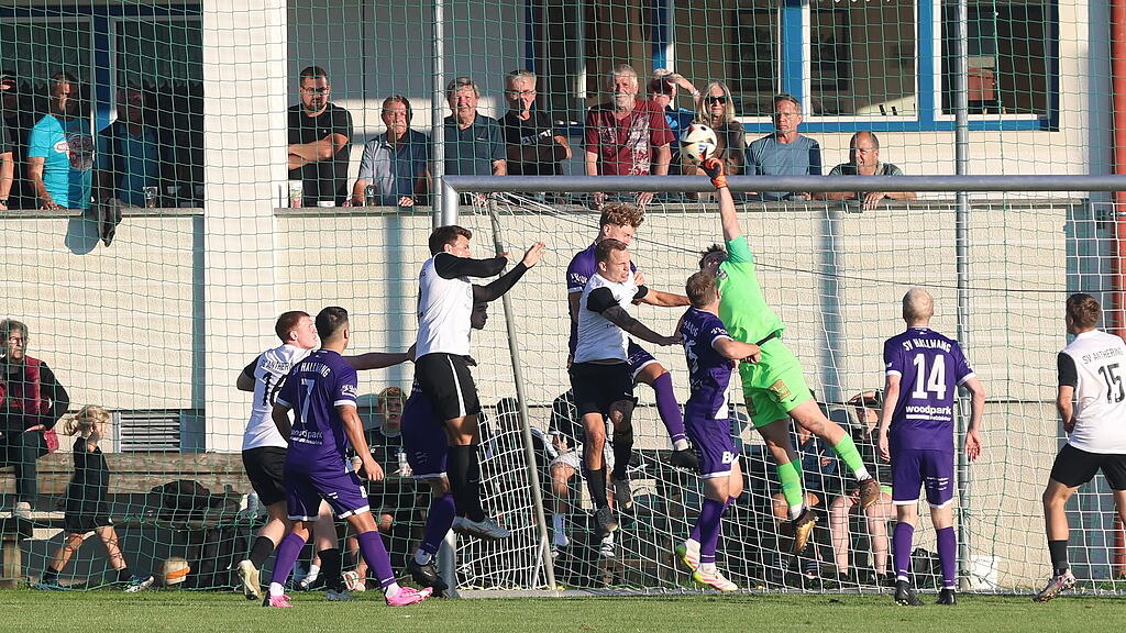 Salzburger Liga: Anthering gegen Hallwang