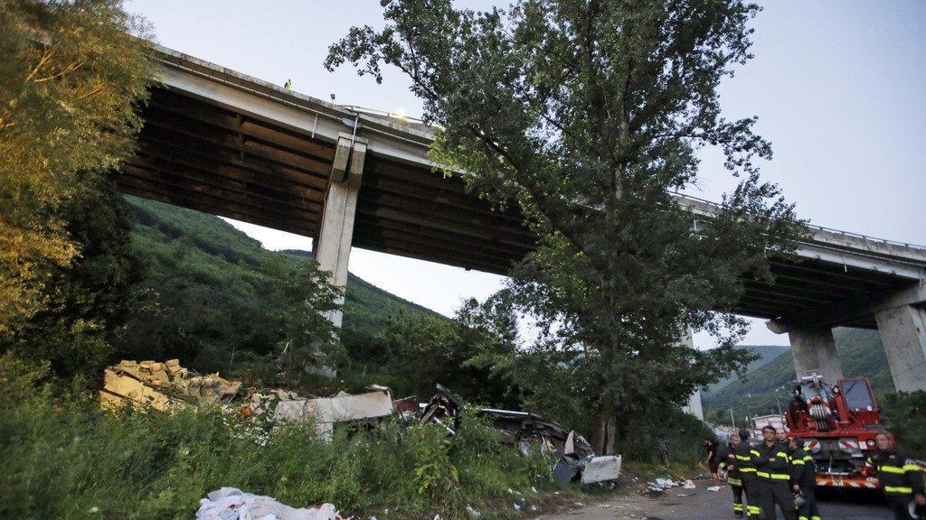 Schweres Busunglück in Avellino