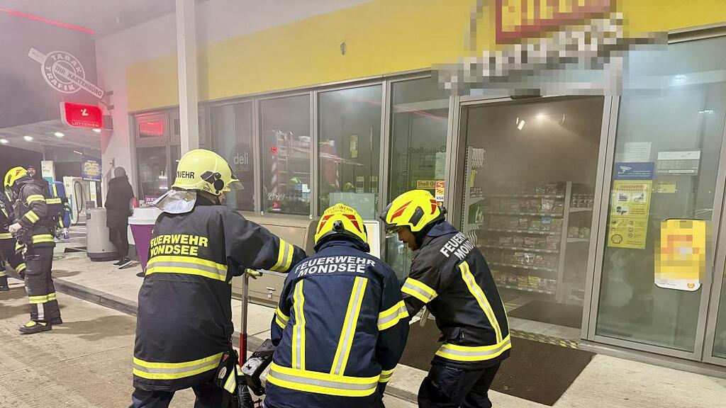 vermeintlicher Tankstellen-Brand in Tiefgraben