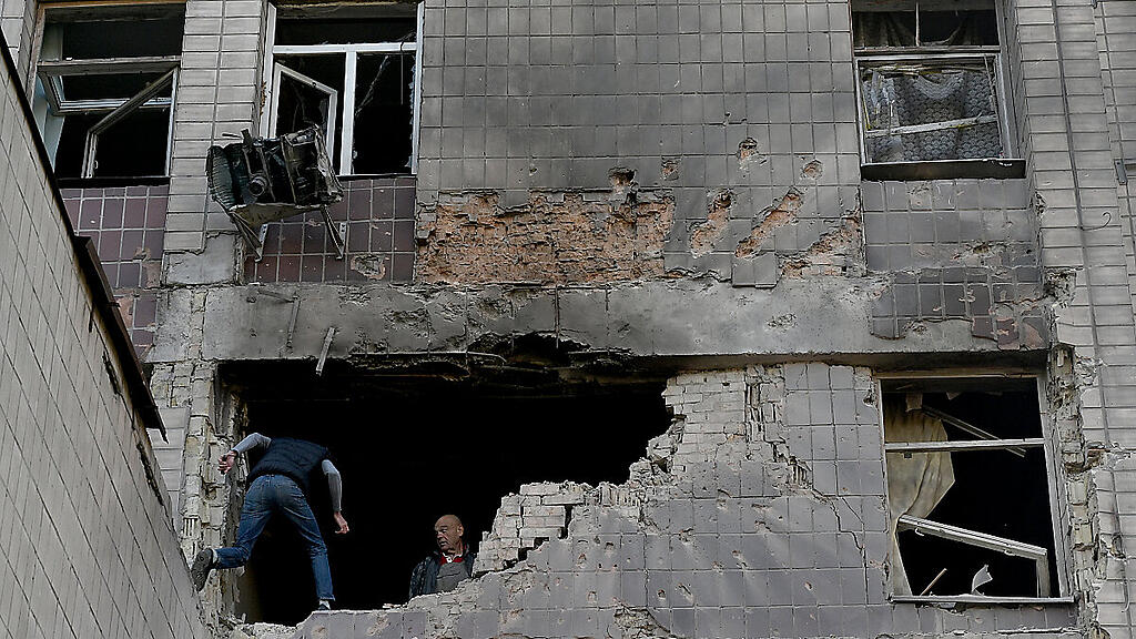Schäden nach den jüngsten russischen Drohnenangriffen auf Kiew