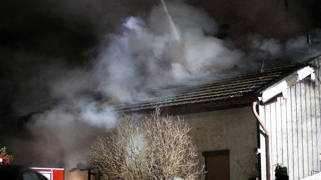 Frau stirbt bei Brand in Pittenhart