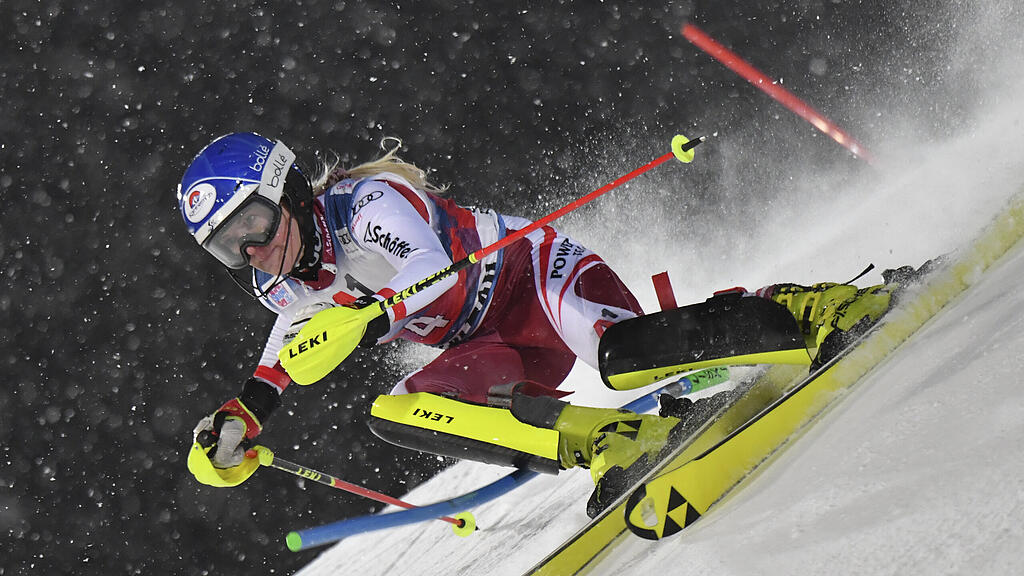 Damen-Slalom Flachau, Truppe