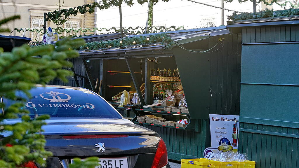 Salzburger Christkindlmarkt Aufbau