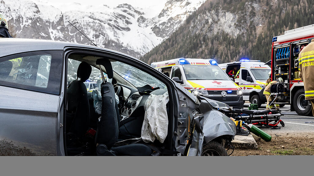 Unfall auf A10 beim Tauerntunnel II