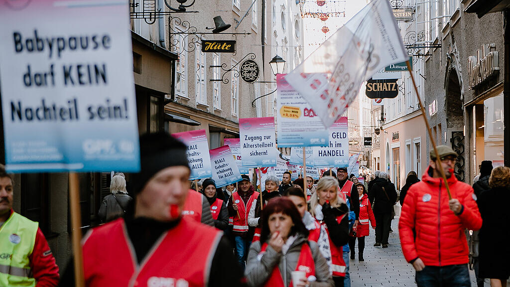 Protestkundgebung GPA-djp Salzburg