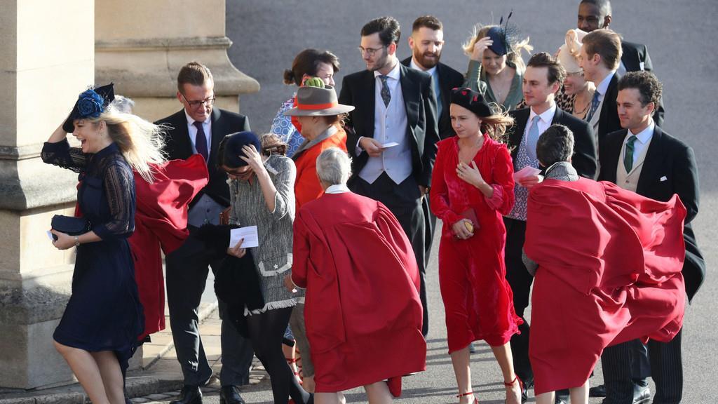 Promi-Auflauf bei Hochzeit von Prinzessin Eugenie