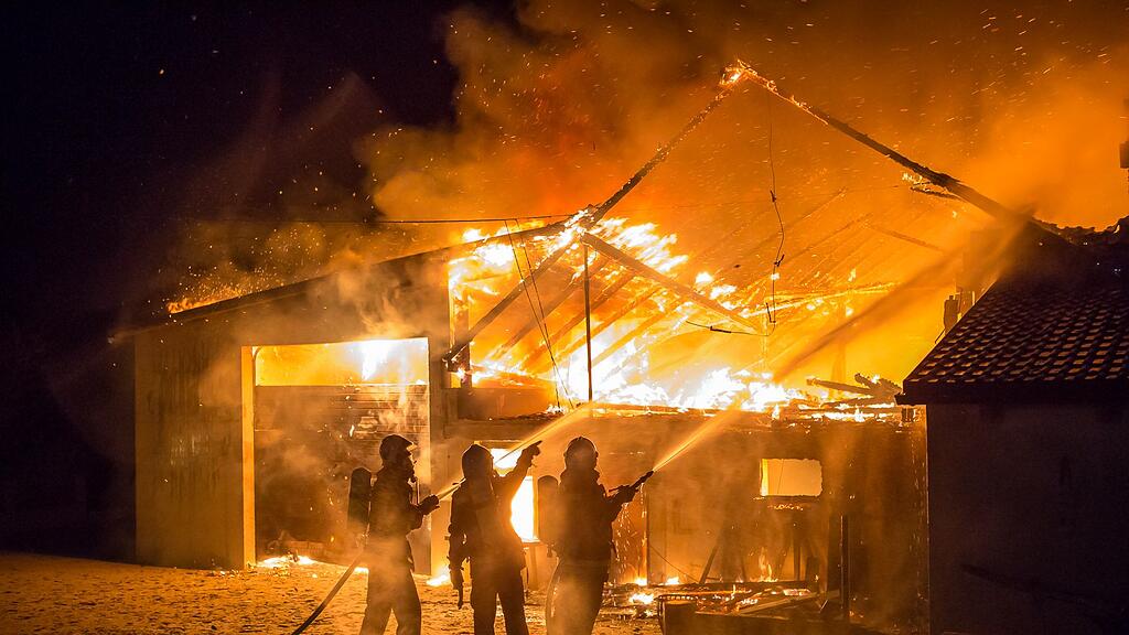 29 Feuerwehren standen bei dem Großbrand im Einsatz.
