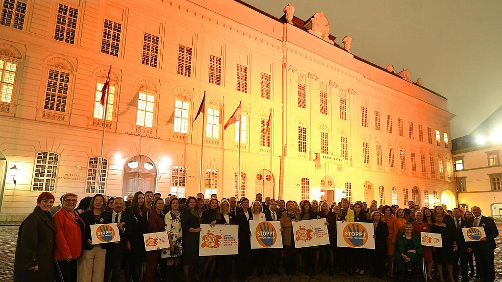 Parlament, Österreich, orange the world
