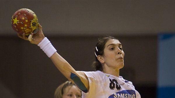Simona Spiridon setzt zum Wurf an
