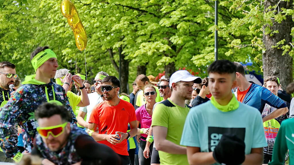 Wings For Life World Run Warm Up Volksgarten