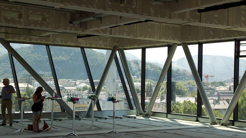 Panoramabar erweitert Stadtbibliothek