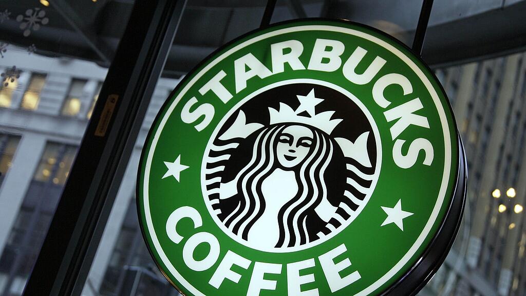 Starbucks will 10.000 Flüchtlinge einstellen.