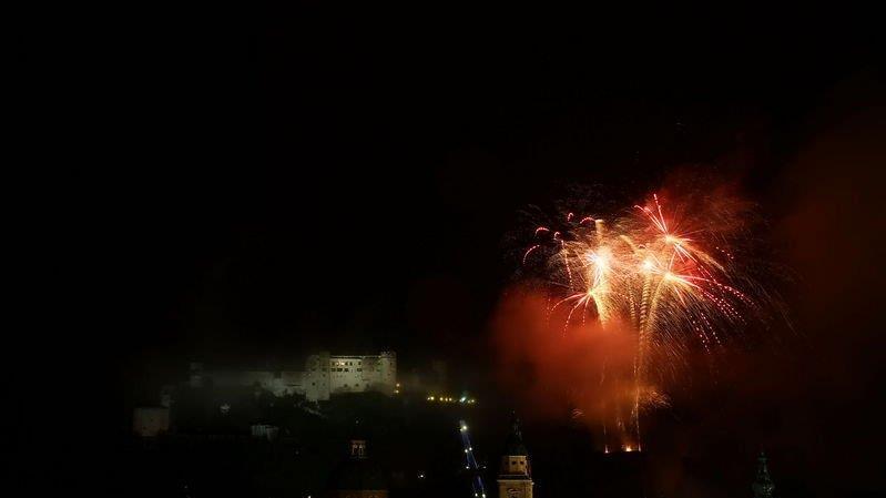 Großes Feuerwerk