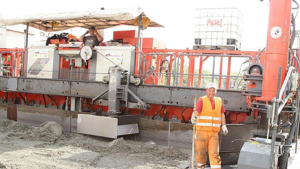 A1: Asphaltierungsarbeiten gestartet