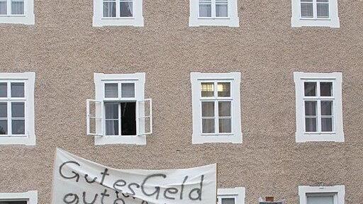 Protestmarsch zum Chiemseehof