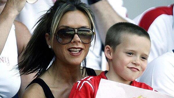 Victoria Beckham mit Sonnenbrille