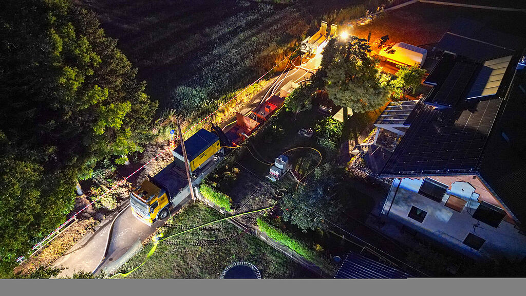 BRAND NACH GASEXPLOSION IN ANSFELDEN (BEZIRK LINZ-LAND)