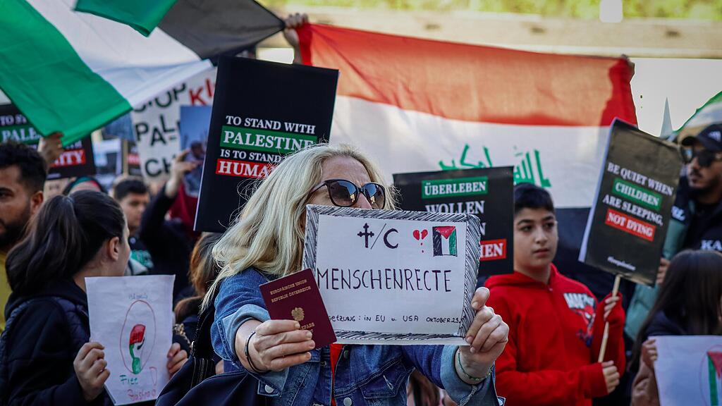 Demo in Salzburg f\u00fcr Bewohner von Gaza
