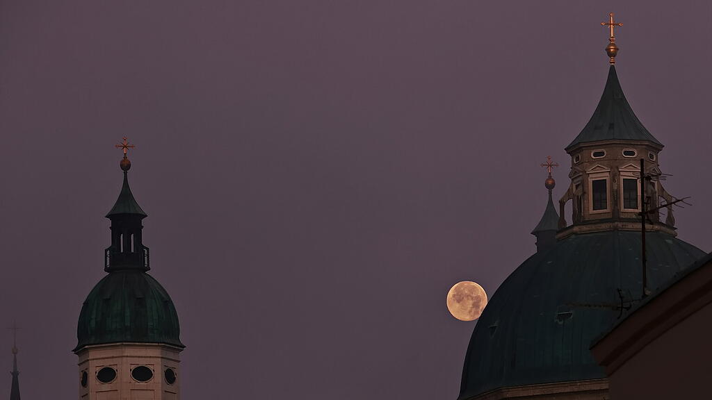 Supermond und Nebelstimmung