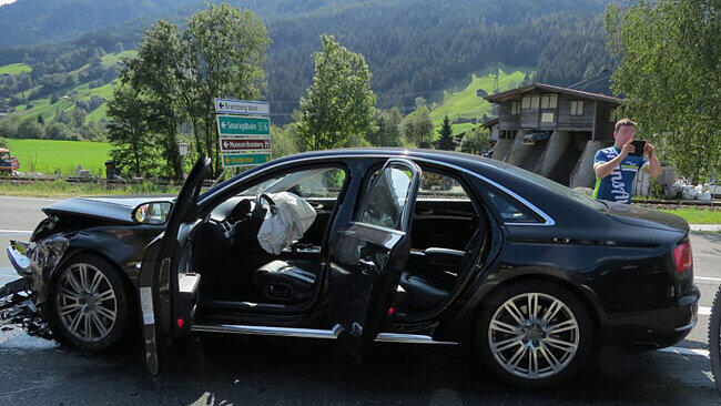 Auf der B165 ist es am Dienstag zu einem Unfall gekommen.