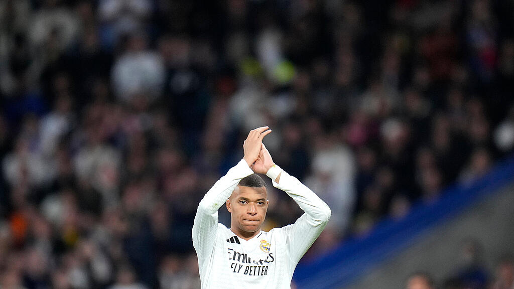 Real Madrid vs. RB Salzburg 2