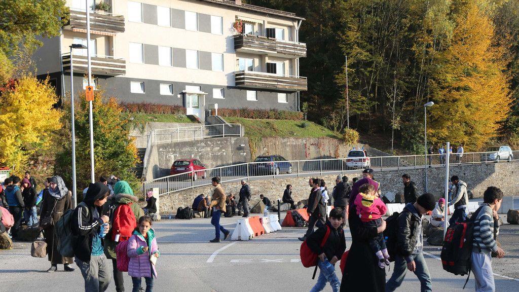 Flüchtlinge an der Grenze zwischen Oberösterreich und Deutschland