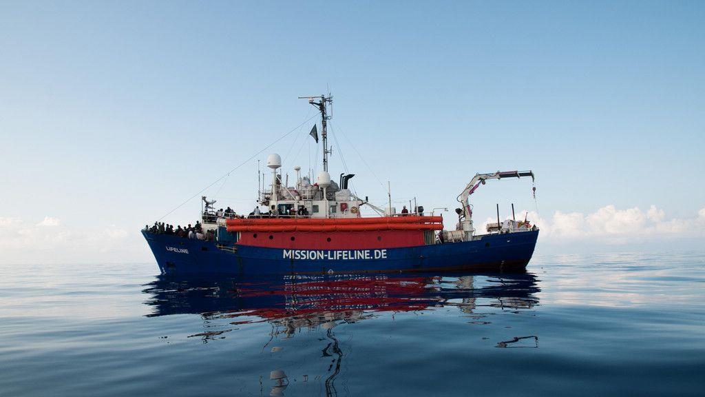 "Lifeline" irrt durch Mittelmeer